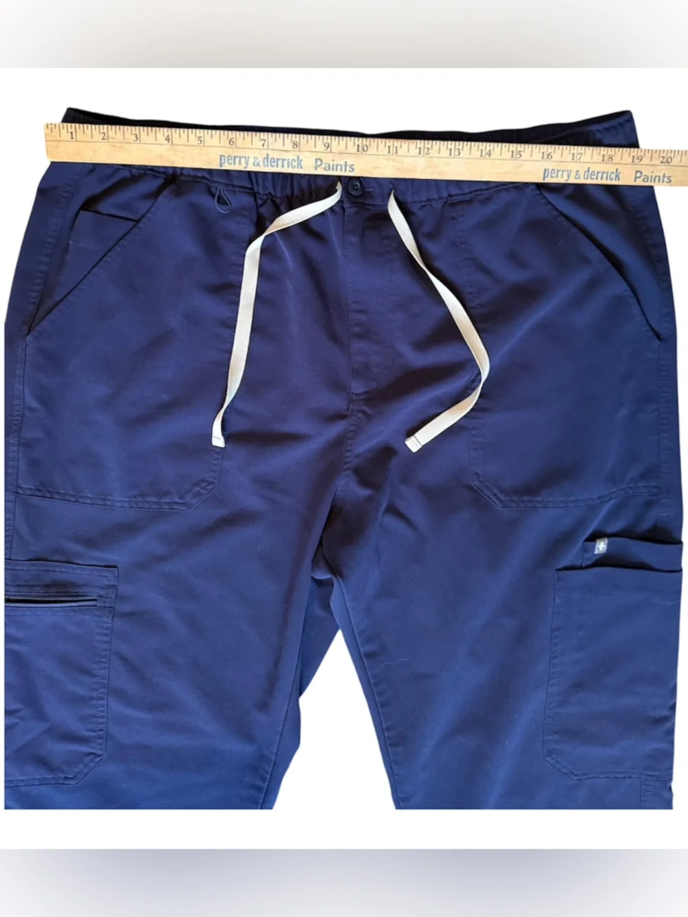 Figs Men's Cairo Cargo Scrub Pants in Navy sz XXL